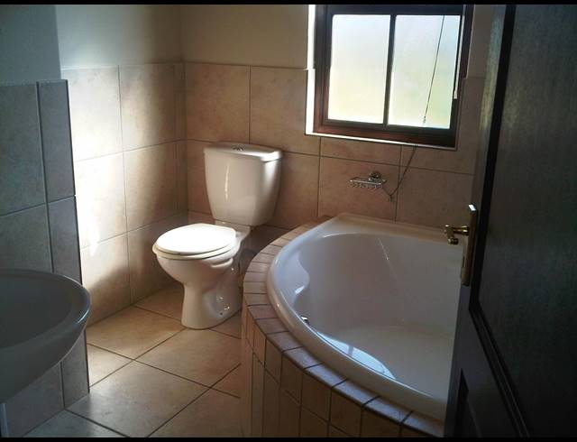 2 BEDROOM DUPLEX RENTED IN PLANTATIONS ESTATE